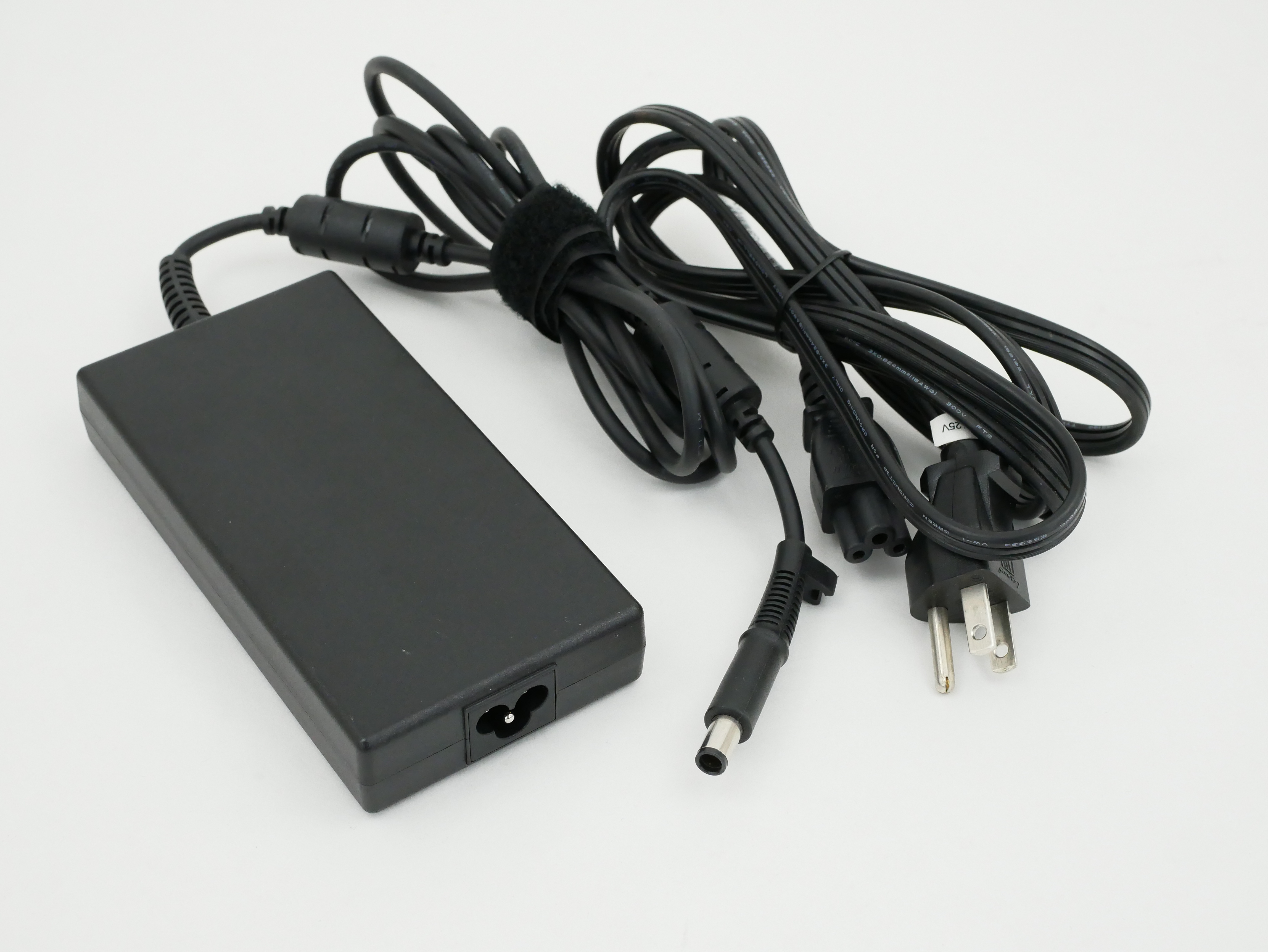 HP AC Adapter Out 19.5V/6.15A 120W PA-1121-62HL 677762-001 693709-001