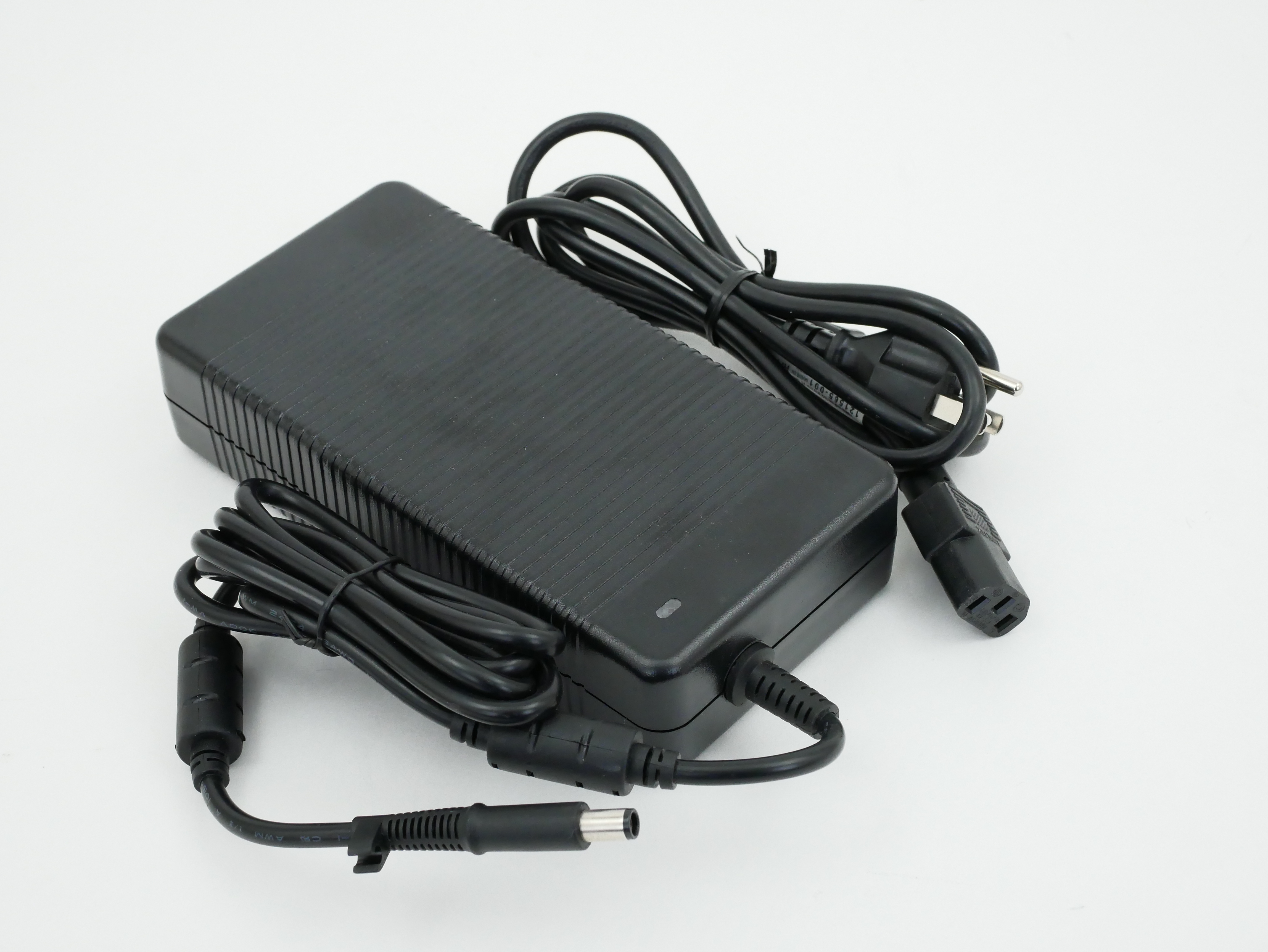 HP AC Power Adapter In 230W 100-240V Out 19.5V HSTNN-DA12 609921-001 535592-001