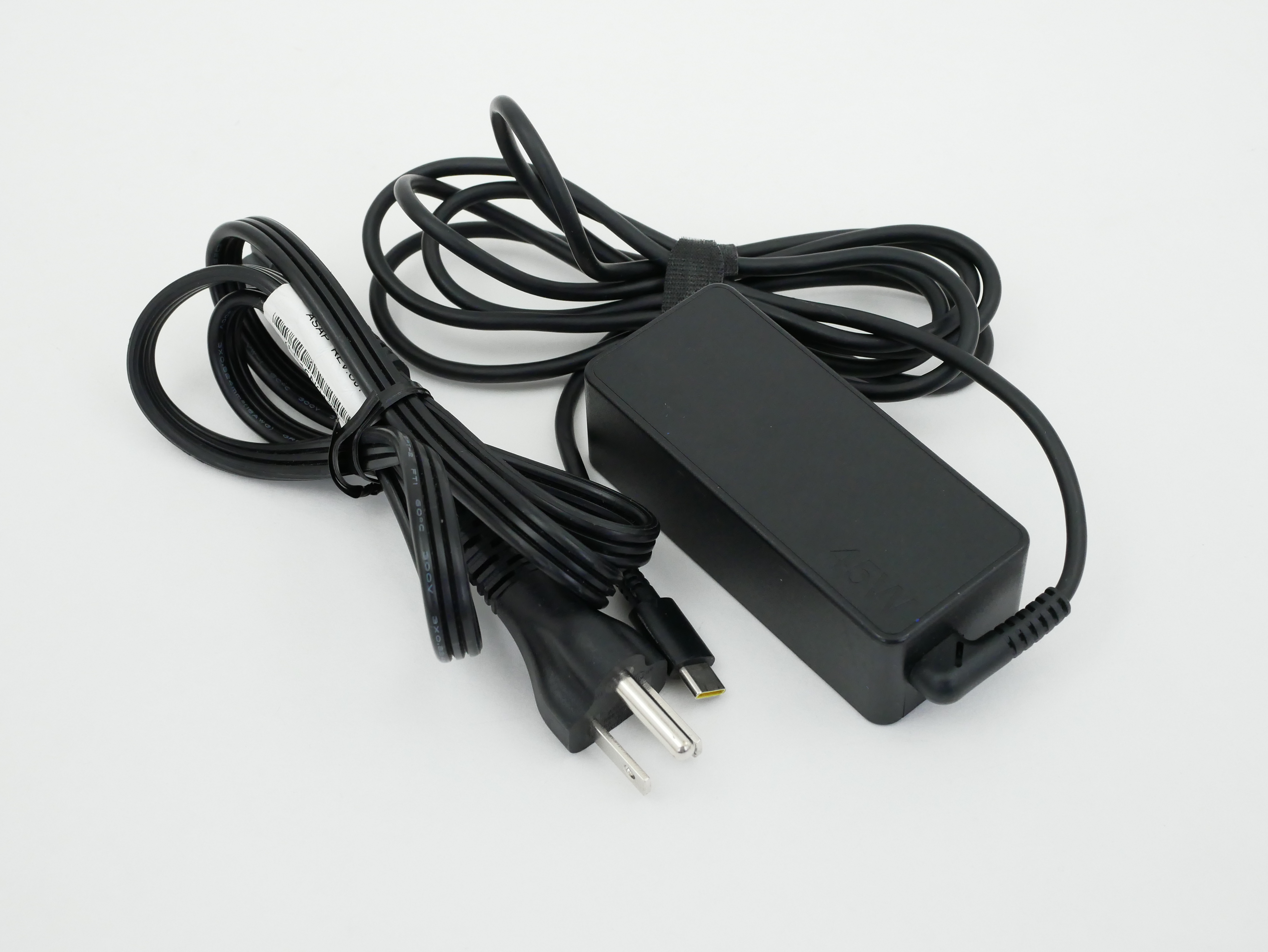 Lenovo USB-C Power Adapter 1.3A Out 20V-2.25A 45W ADLX45YLC3A SA10E75841 00HM663