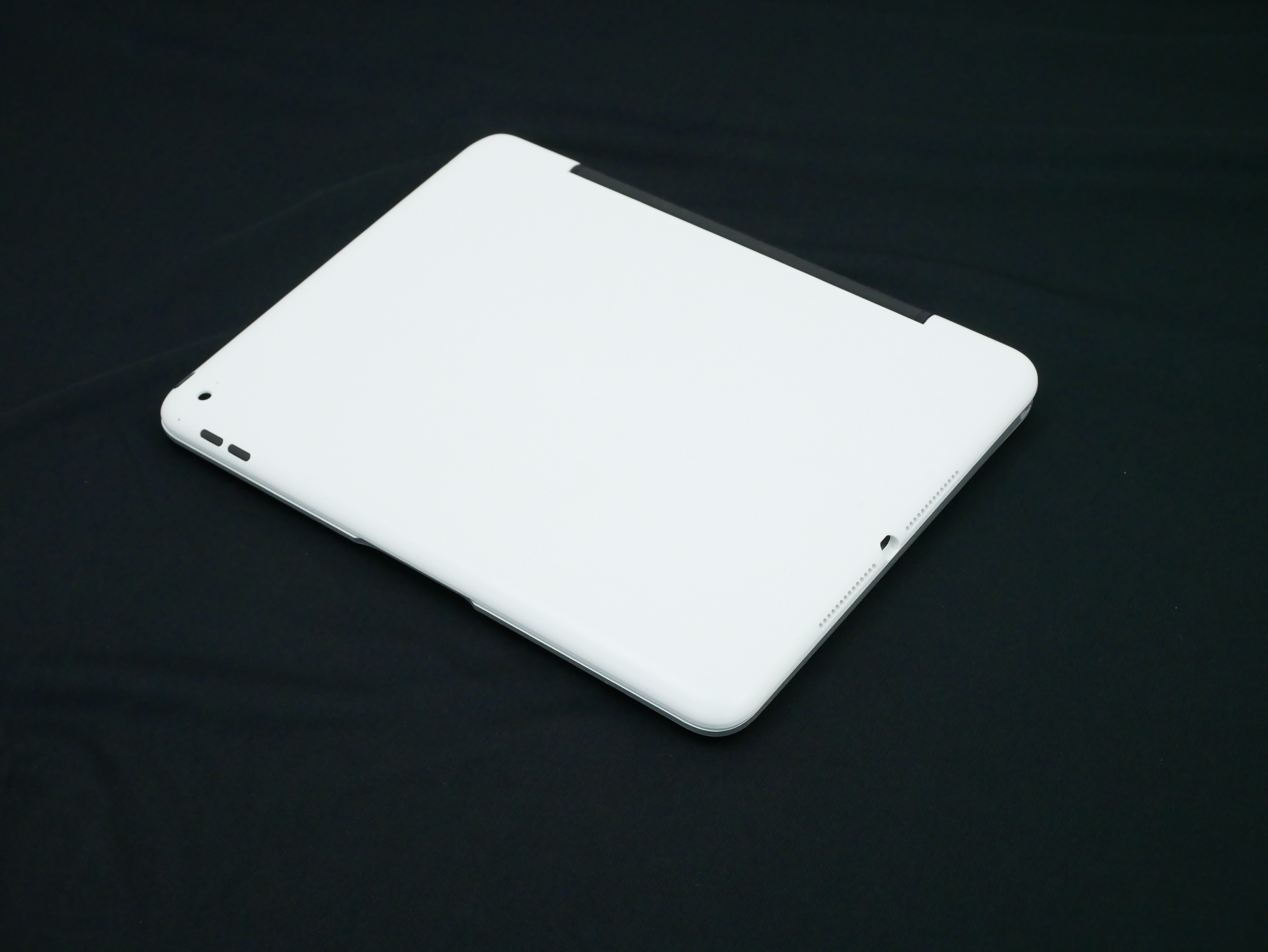 Incipio Clamcase Pro For Ipad Air 2 (White Silver) IPO-IPD-263-WSLV