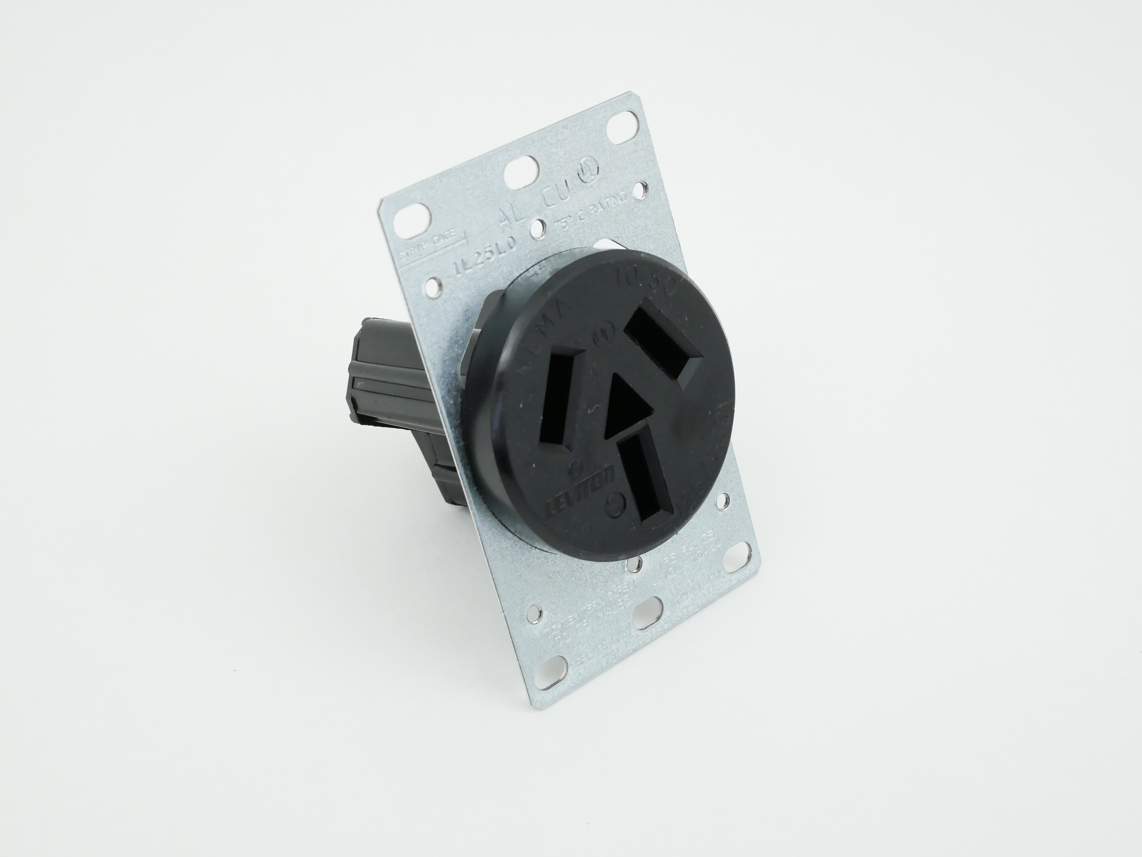 Leviton NEMA 10-50R 125/250V 50A Single-Flush Range Receptacle